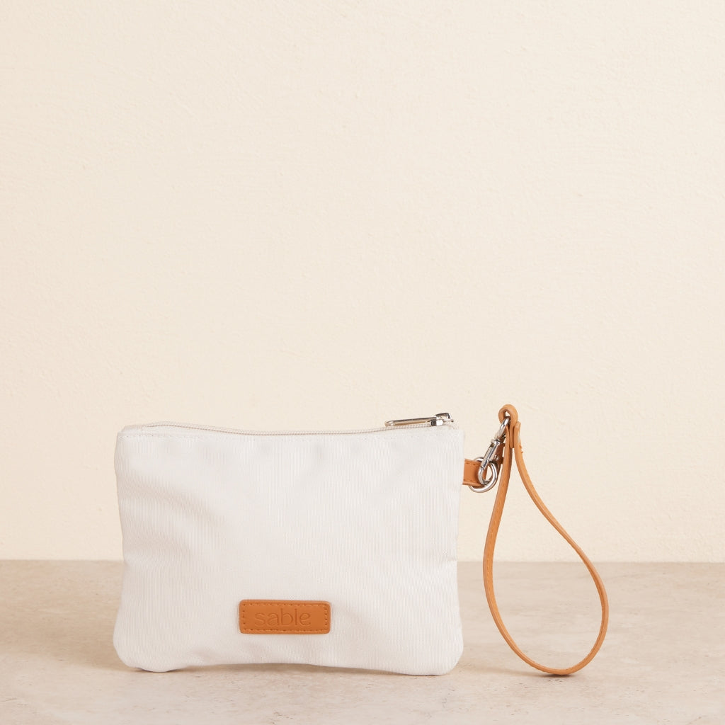 Sand Essentials Pouch